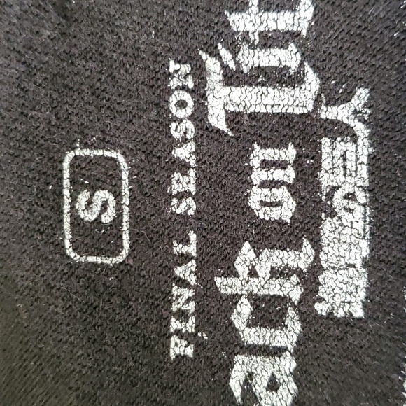 ATTACK OF TITAN, FINAL SEASON BLACK TEE. SIZE SMALL. - Picture 5 of 8